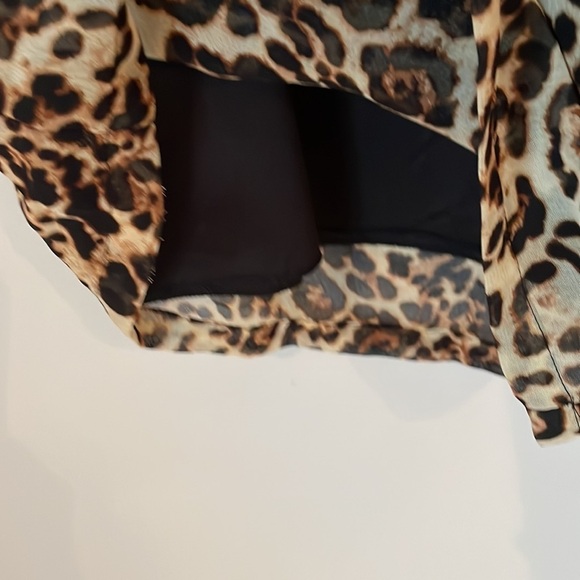 Forever 21+ Animal Print Pants SZ 1X Sheer Lined Wide Leg Pants Elastic Waist - Picture 6 of 10